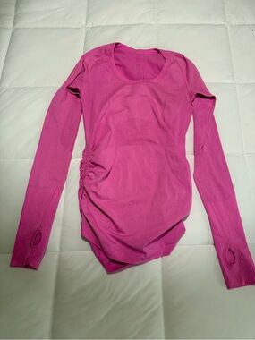 Lululemon Pink Ruched/Cinched Swiftly Long Sleeve Shirt women size 6